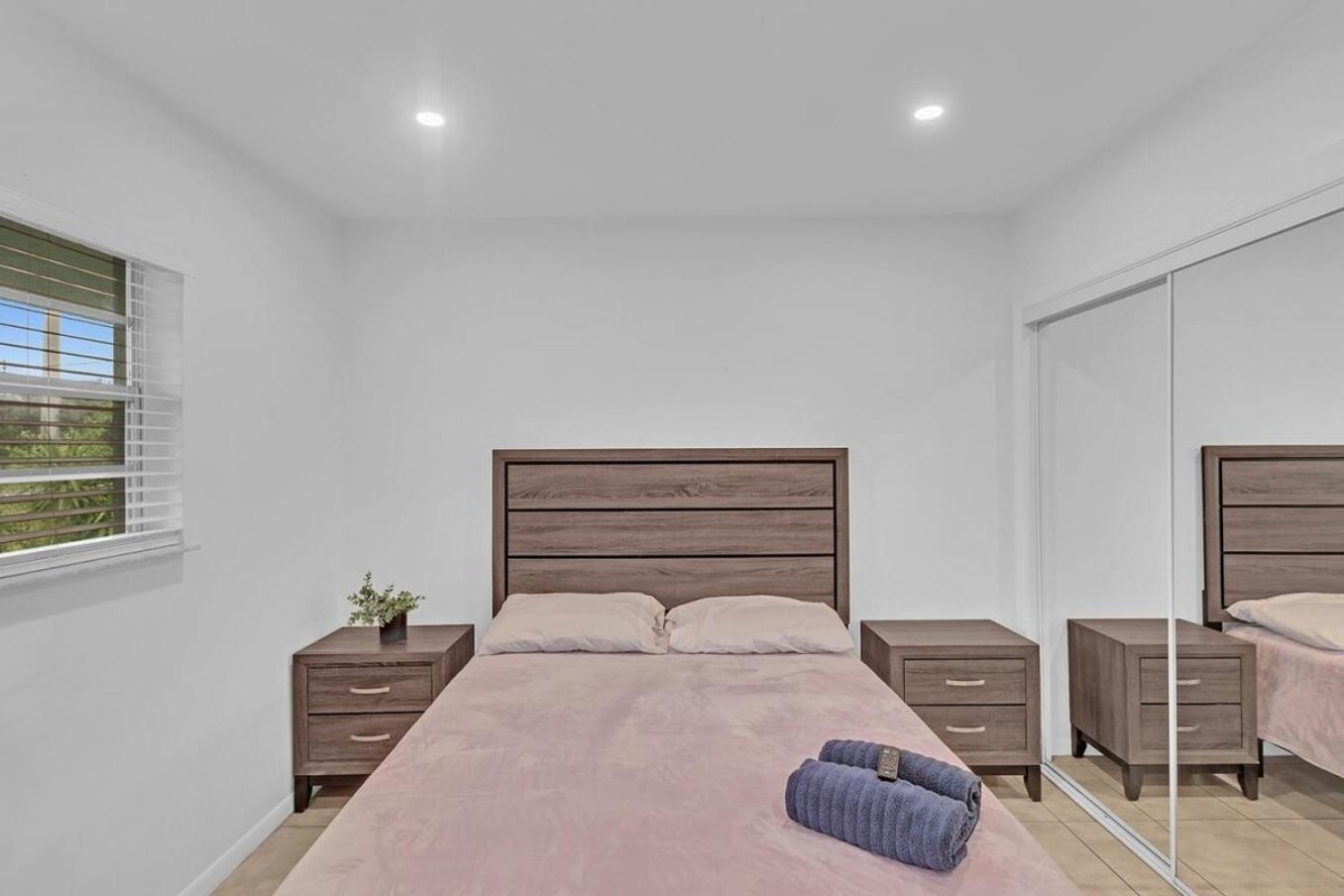 2 Bedroom House Minutes From Beach And Casino Db1 Dania Beach Ngoại thất bức ảnh