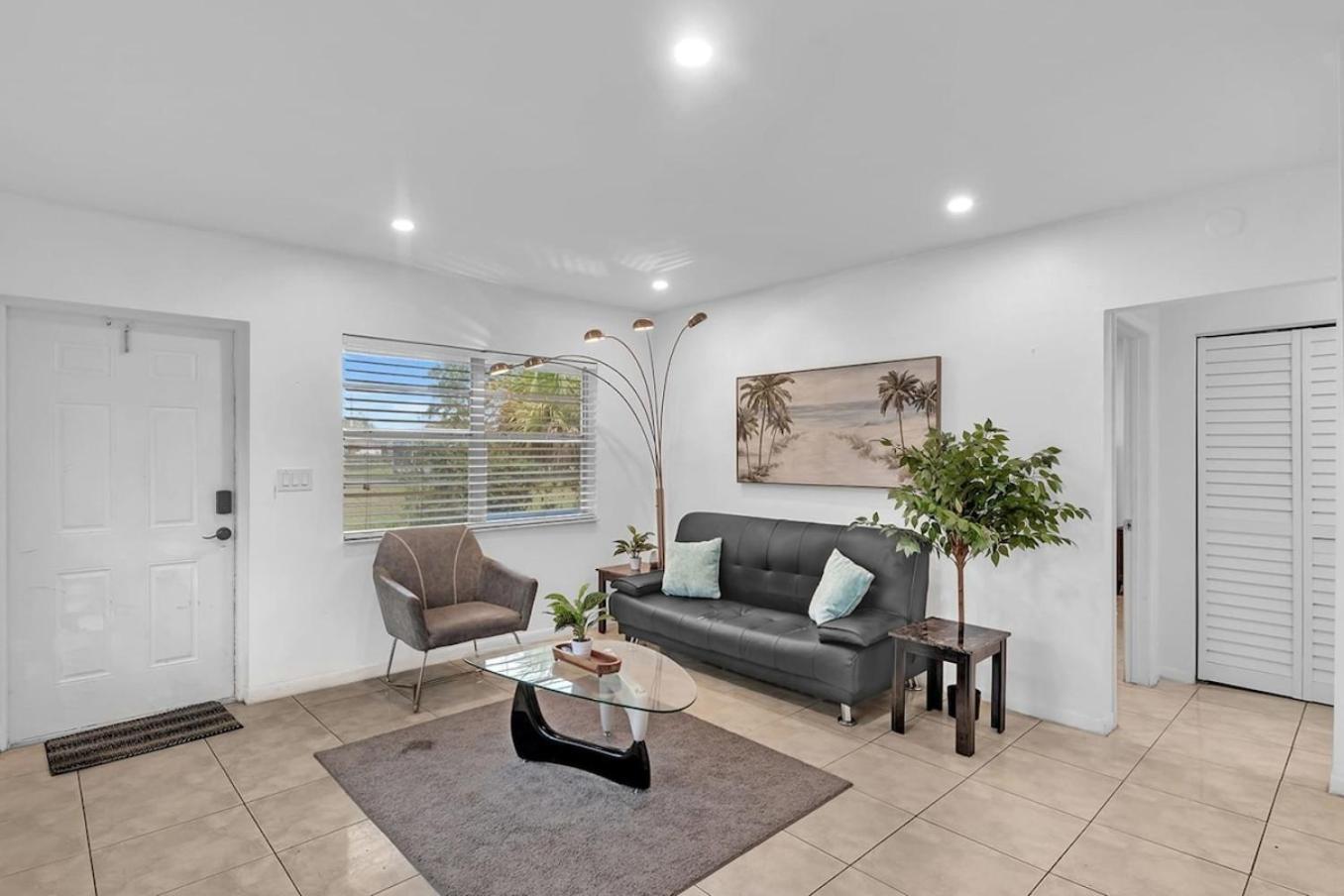 2 Bedroom House Minutes From Beach And Casino Db1 Dania Beach Ngoại thất bức ảnh